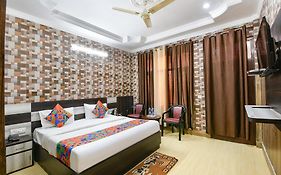 Fabhotel Sn Resort